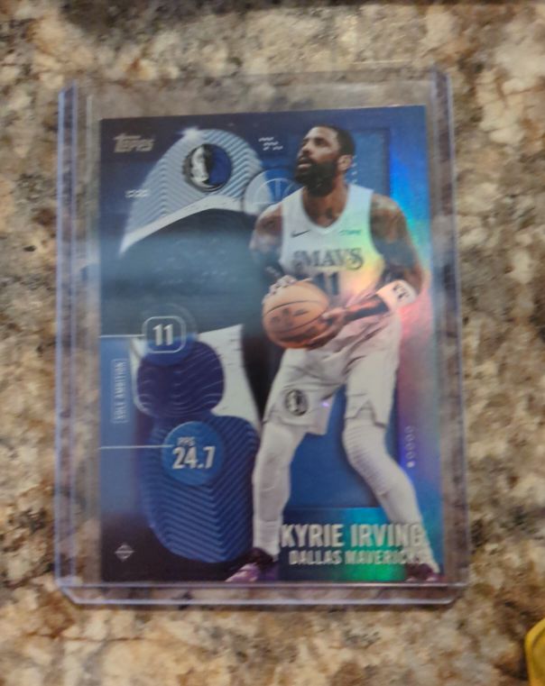 2023 Topps Stars #11 Kyrie Irving — front