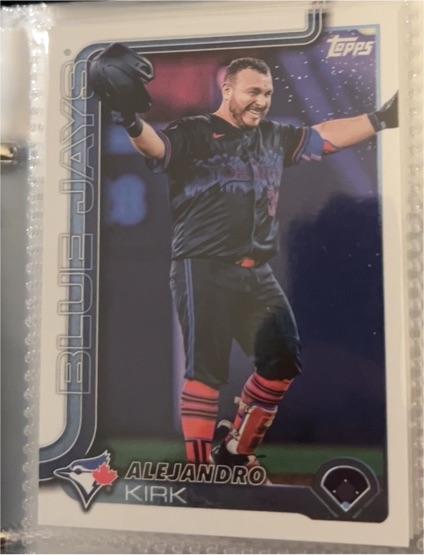 2025 Topps #689 Alejandro Kirk — front
