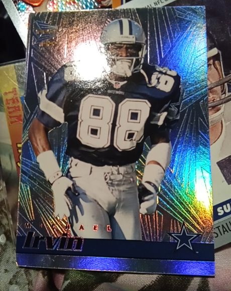 1999 Pacific Prism #40 Michael Irvin — front