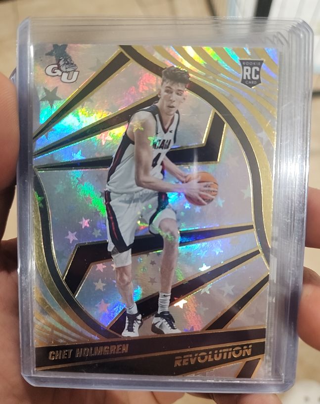 2022 Panini Chronicles Revolution #1 Chet Holmgren — front