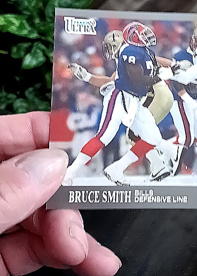 1991 Fleer Ultra #8 Bruce Smith — front