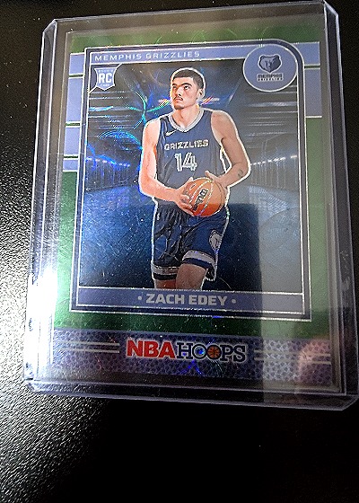 2024-25 Panini NBA Hoops #239 Zach Edey — front