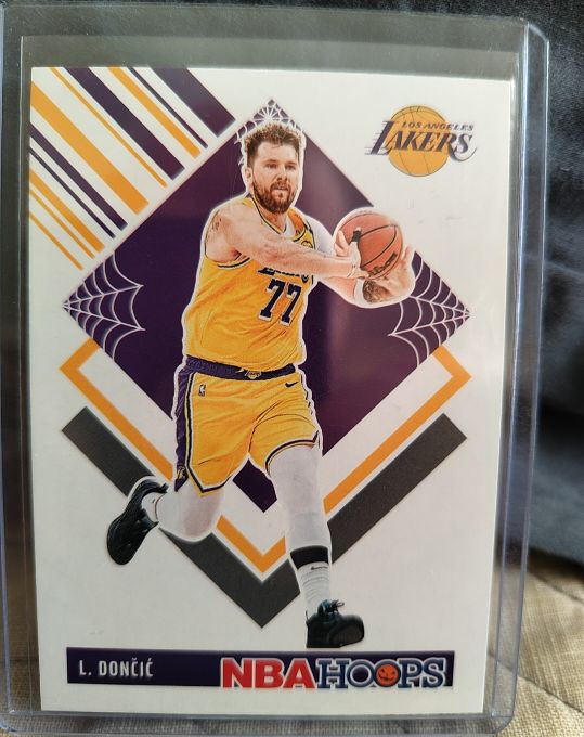 2024-25 Panini Haunted Hoops Tribute #281 Luka Dončić — front