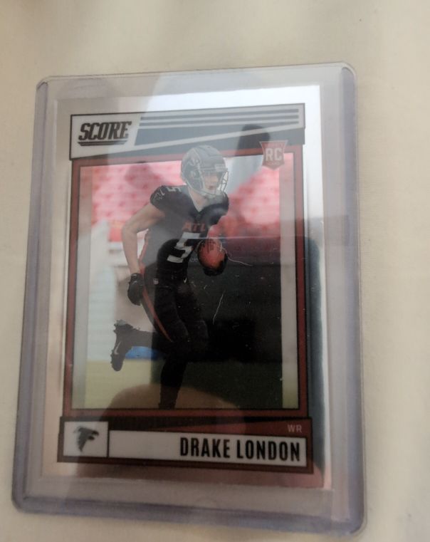 2022 Panini Chronicles Score Premium #379 Drake London Rookie — front