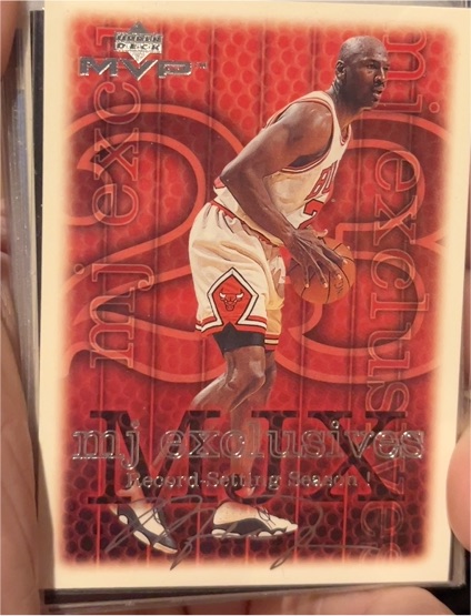 1999-00 Upper Deck MVP #202 Michael Jordan — front