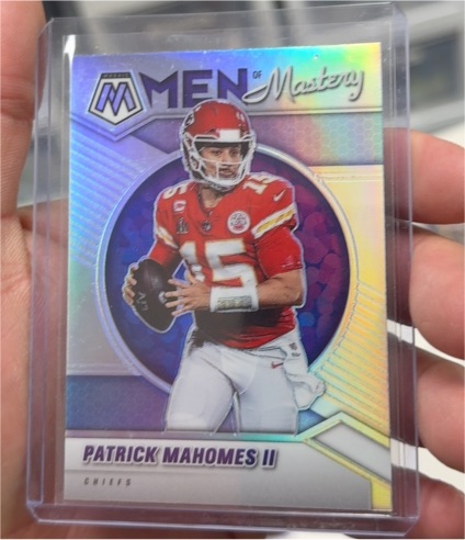 2021 Panini Mosaic Men of Mastery #MM1 Patrick Mahomes II — front