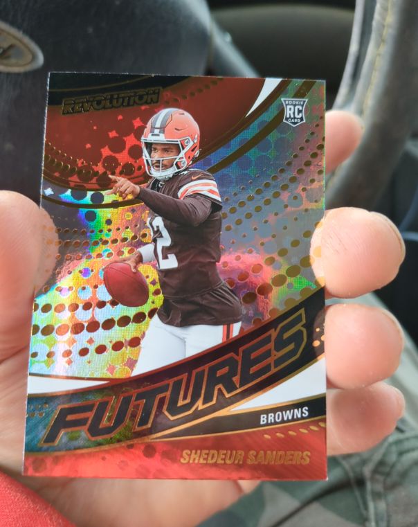 2025 Panini Revolution #19 Shedeur Sanders — front