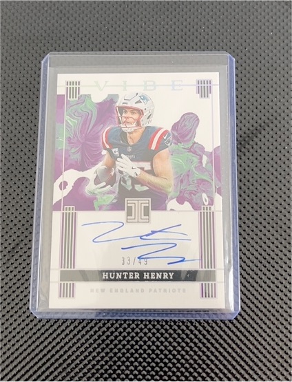 2025 Panini Impeccable #33 Hunter Henry — front