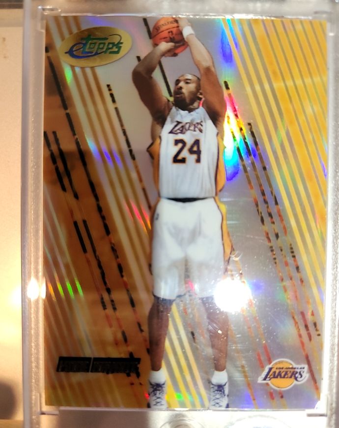 2018 Panini Revolution #40 Kobe Bryant — front