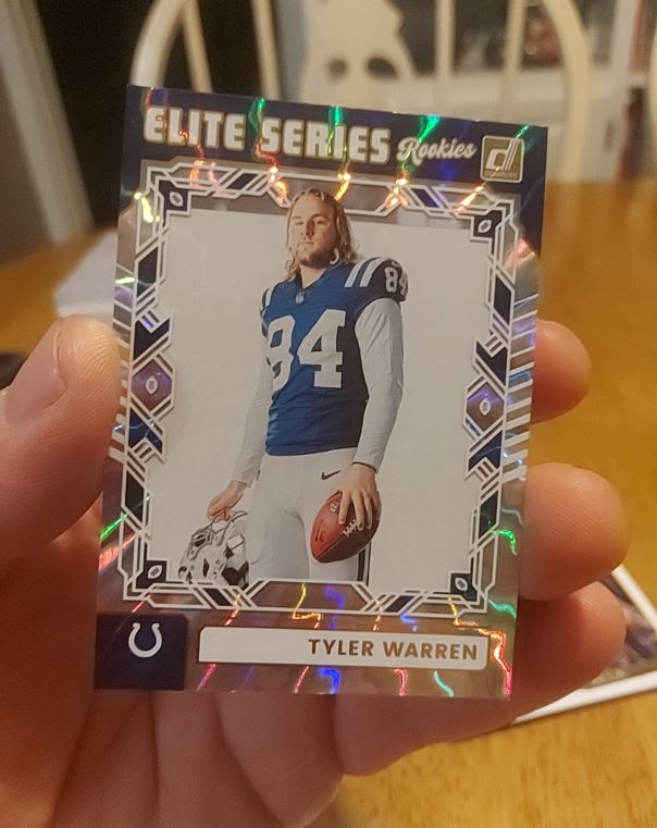 2025 Panini Donruss Elite Series Rookies #ESR-TWN Tyler Warren — front