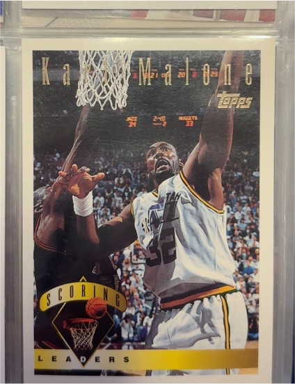 1995-96 Topps #9 Karl Malone — front