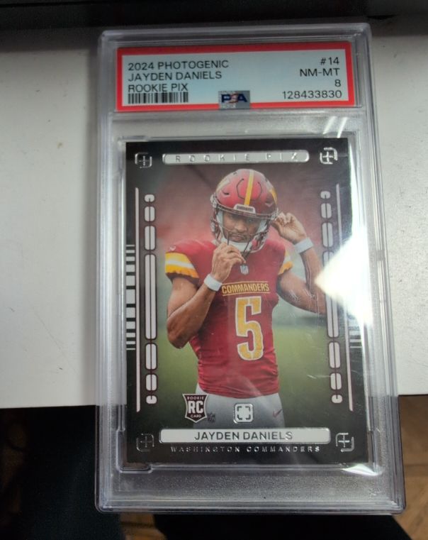 2024 Panini Photogenic Rookie Pix #14 Jayden Daniels — front