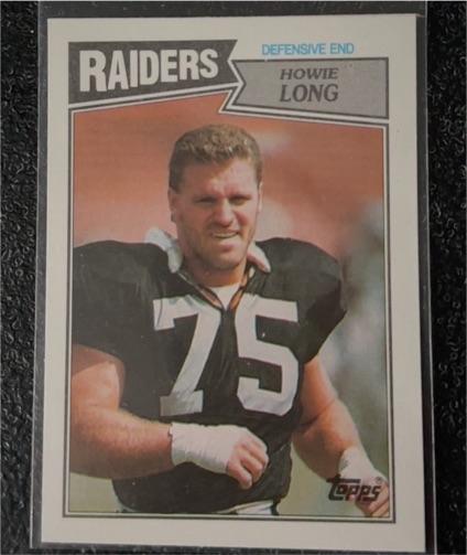 1987 Topps #220 Howie Long — front