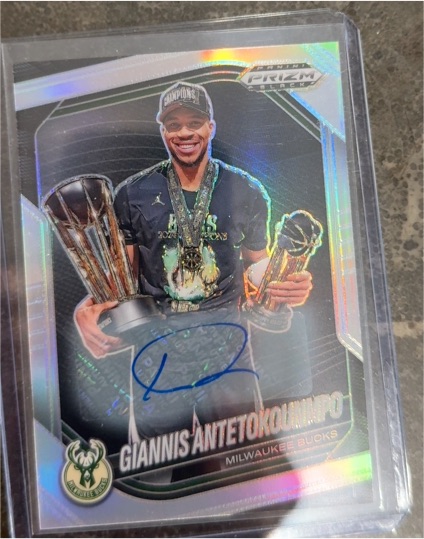 2024-25 Panini Prizm Black #159 Giannis Antetokounmpo — front