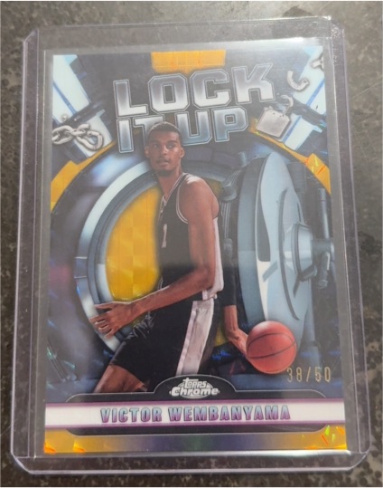 2024-25 Topps Chrome #LIU-9 Victor Wembanyama Lock It Up — front