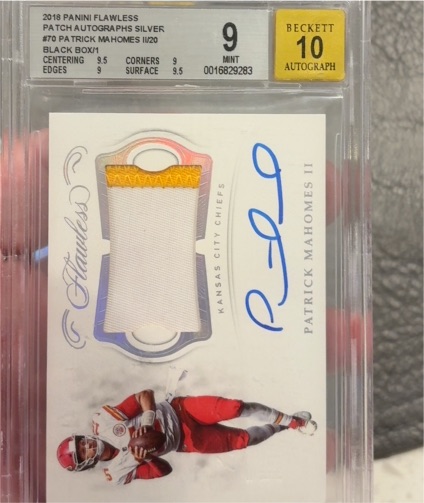 2018 Panini Flawless Patch Autographs Silver #70 Patrick Mahomes II — front