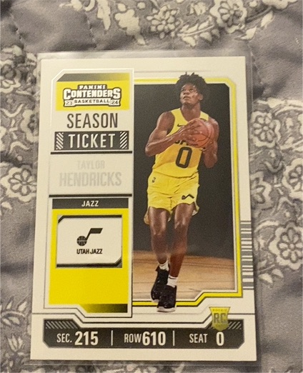 2023-24 Panini Contenders Season Ticket #43 Taylor Hendricks — front
