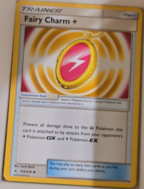 2019 Pokémon Sun & Moon Unbroken Bonds #172 Fairy Charm — front