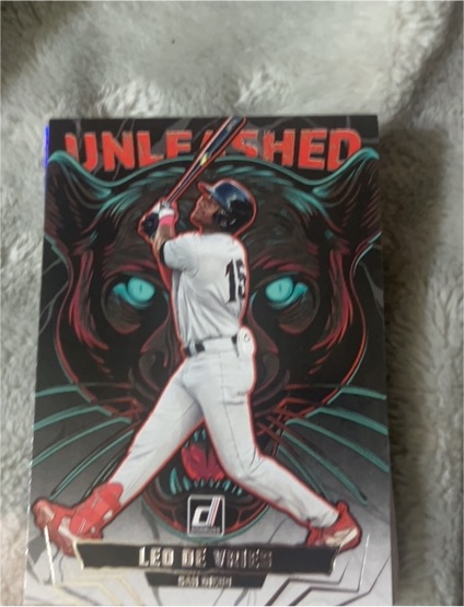 2025 Panini Donruss Unleashed #4 Leo De Vries — front