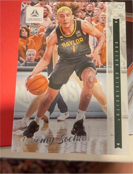 2022-23 Panini Chronicles Draft Picks Luminance #16 Jeremy Sochan — front