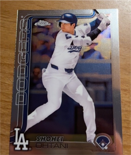 2025 Topps Chrome #1 Shohei Ohtani — front
