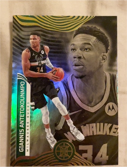 2021-22 Panini Illusions #49 Giannis Antetokounmpo — front
