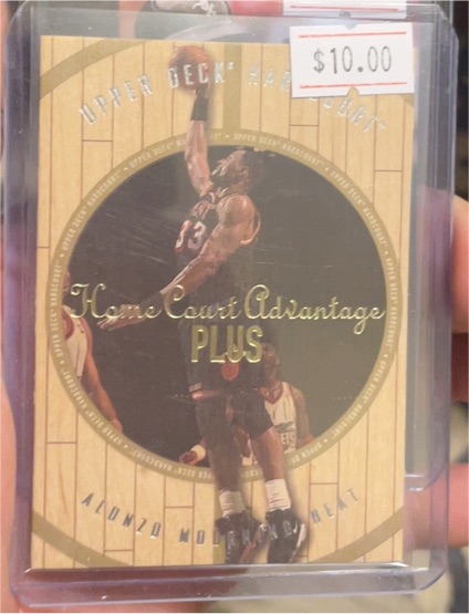 1998 Upper Deck Hardcourt Home Court Advantage Plus #24 Alonzo Mourning — front