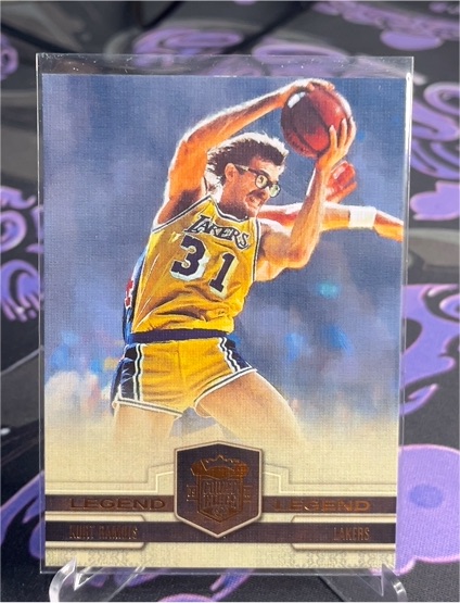 1998 Upper Deck Living Legend Elements of Style #135 Magic Johnson — front