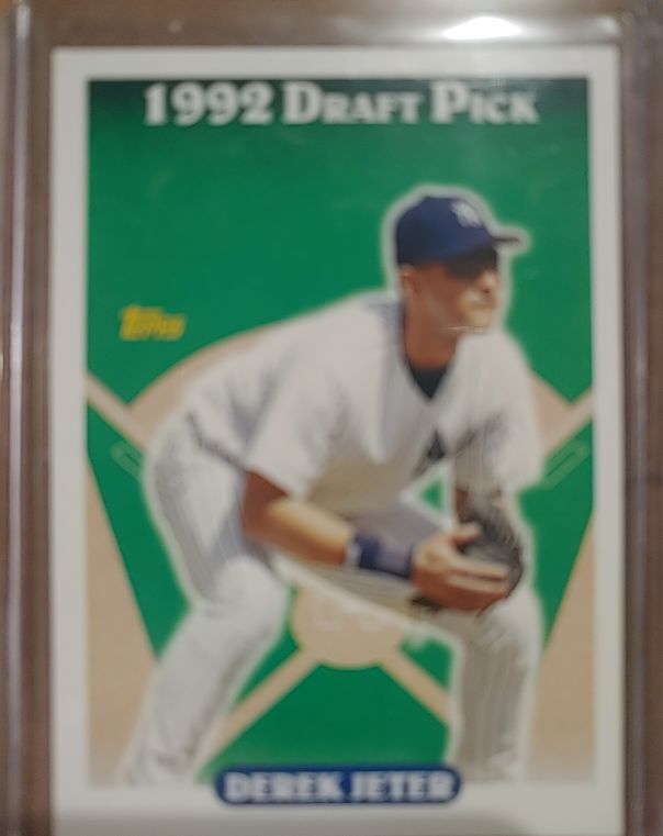 2006 Topps Rookie of the Week 1992 Draft Pick #98 Derek Jeter — front
