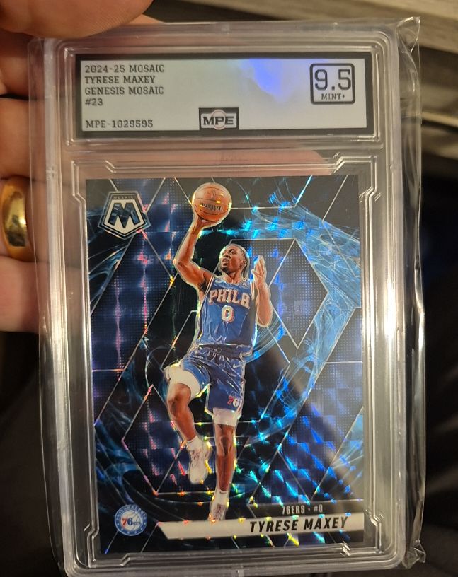2024-25 Panini Mosaic #23 Tyrese Maxey Genesis Mosaic — front