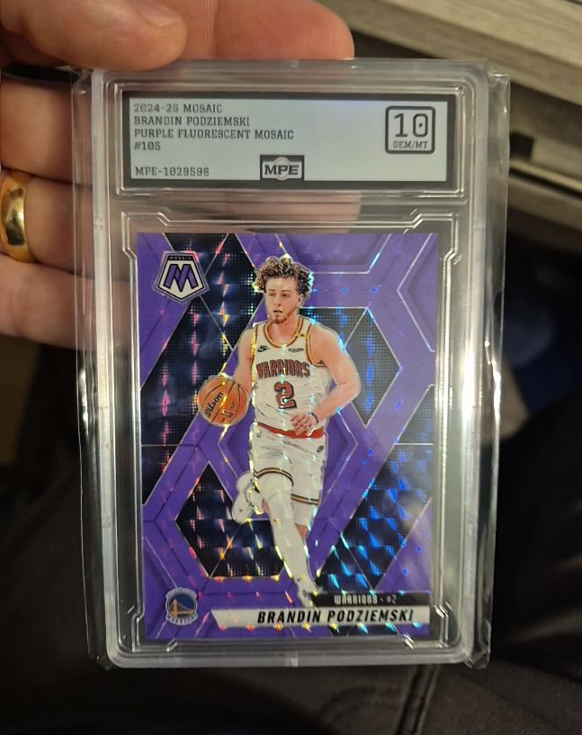 2024-25 Panini Mosaic #105 Brandin Podziemski Purple Fluorescent Mosaic — front