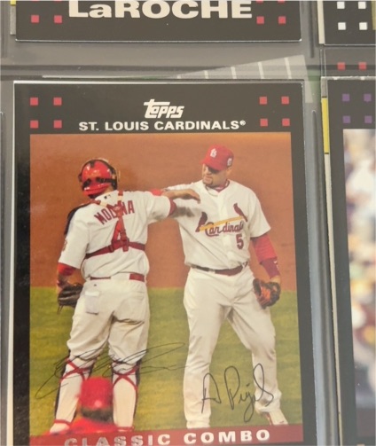 2007 Topps #329 Albert Pujols & Yadier Molina Classic Combo — front