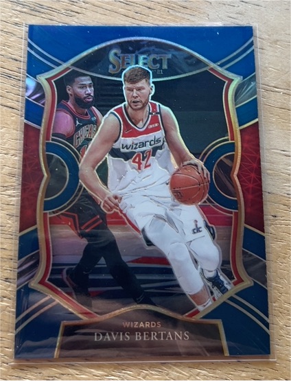 2020-21 Panini Select #28 Davis Bertans Blue Prizm Washington Wizards — front