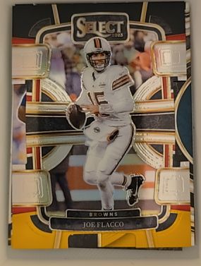 2023 Panini Select #26 Joe Flacco Black and Green Prizms Die Cuts — front