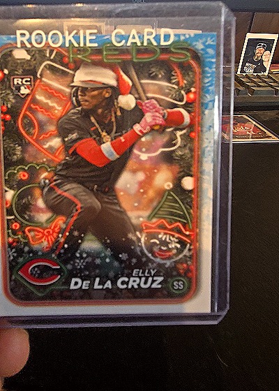 2024 Topps Holiday #H102 Elly De La Cruz — front