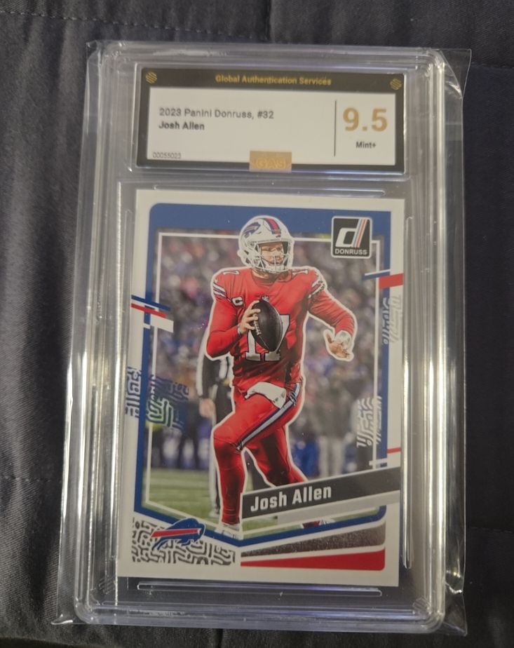 2023 Panini Donruss #32 Josh Allen — front