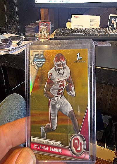 2021 Bowman Chrome 1st Jovantae Barnes #196 — front