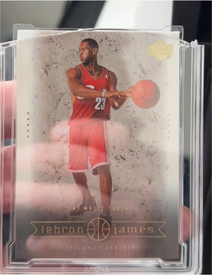 2003 Upper Deck Box Set #16 LeBron James The Magic Touch — front