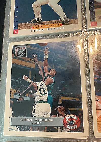 1991 Upper Deck Alonzo Mourning Charlotte Hornets — front