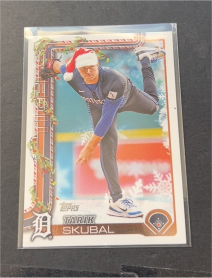 2025 Topps Holiday #H74 Tarik Skubal Santa Hat Image Variation SP — front