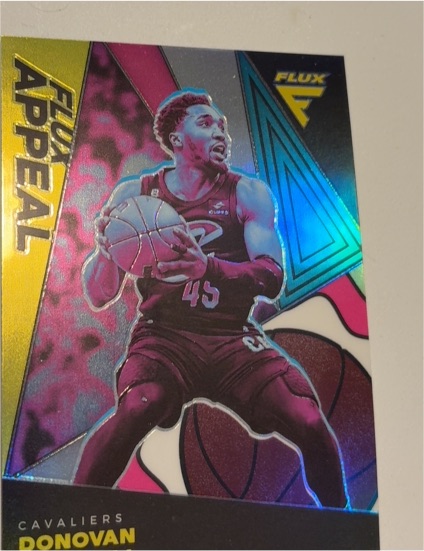 2022-23 Panini Flux #7 Donovan Mitchell Flux Appeal — front