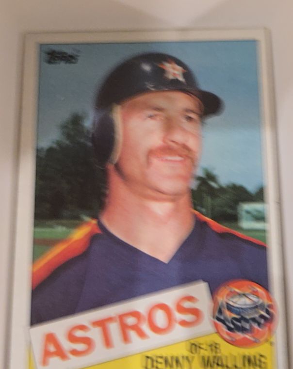 1985 Topps #382 Denny Walling — front
