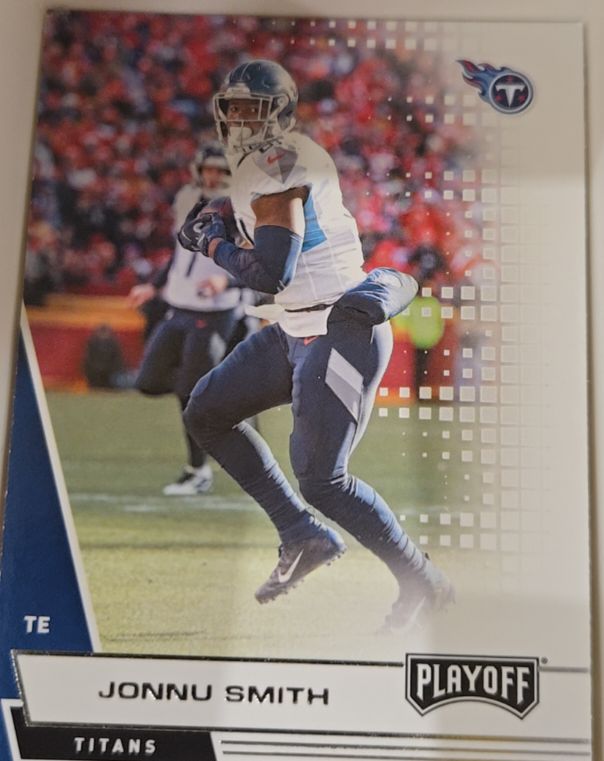 2020 Panini Playoff #70 Jonnu Smith — front