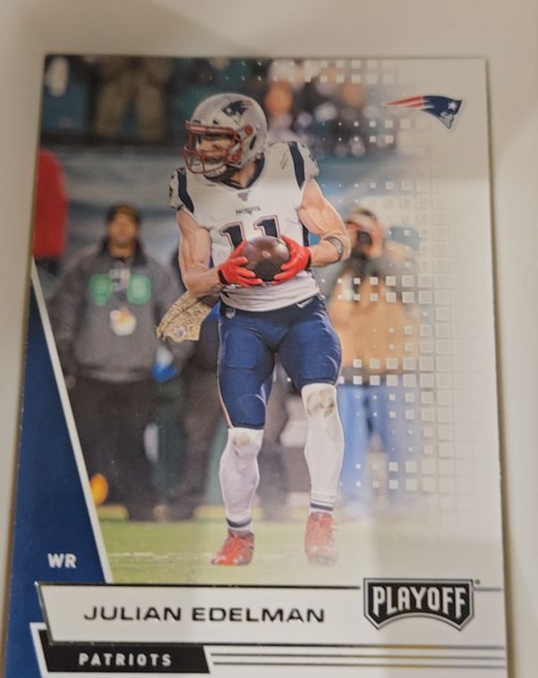 2020 Panini Playoff #15 Julian Edelman — front