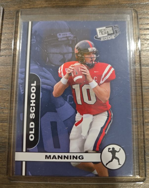 2004 Press Pass SE Old School #OS27 Eli Manning — front