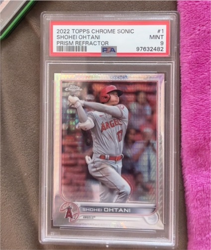 2022 Topps Chrome #1 Shohei Ohtani — front