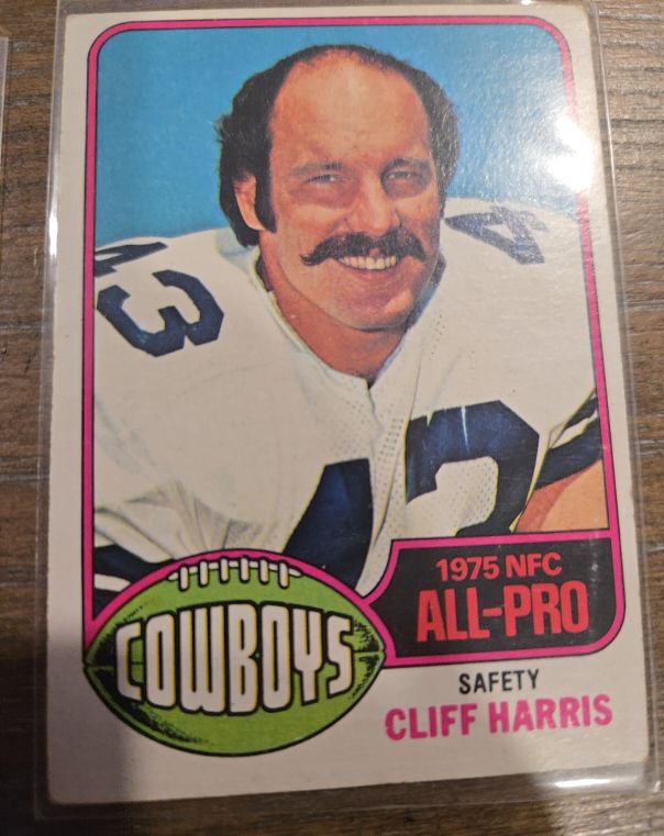 1976 Topps #260 Cliff Harris — front