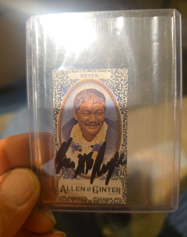 2017 Topps Allen & Ginter Mini Efren Reyes — front