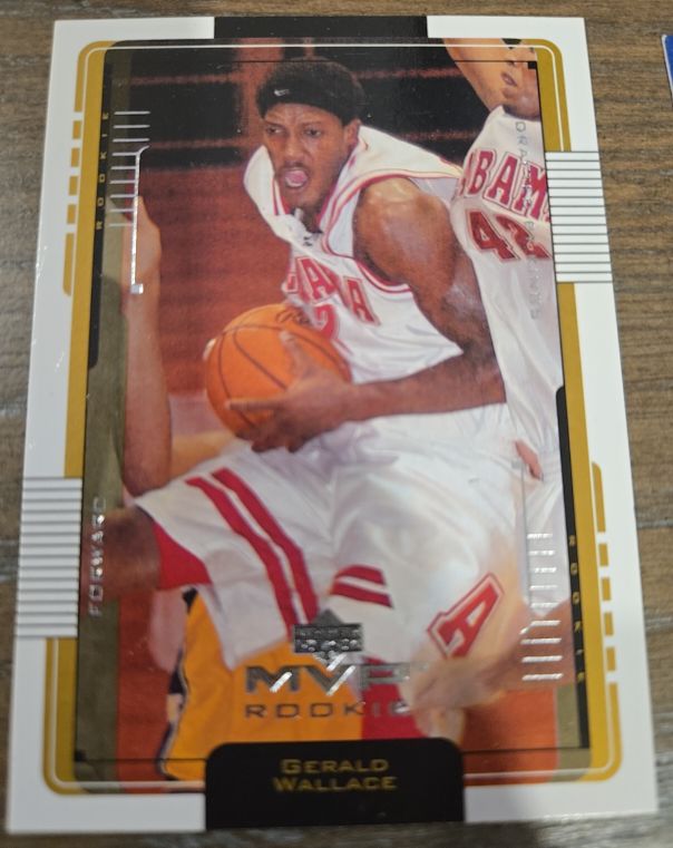 2001 Upper Deck MVP #201 Gerald Wallace — front
