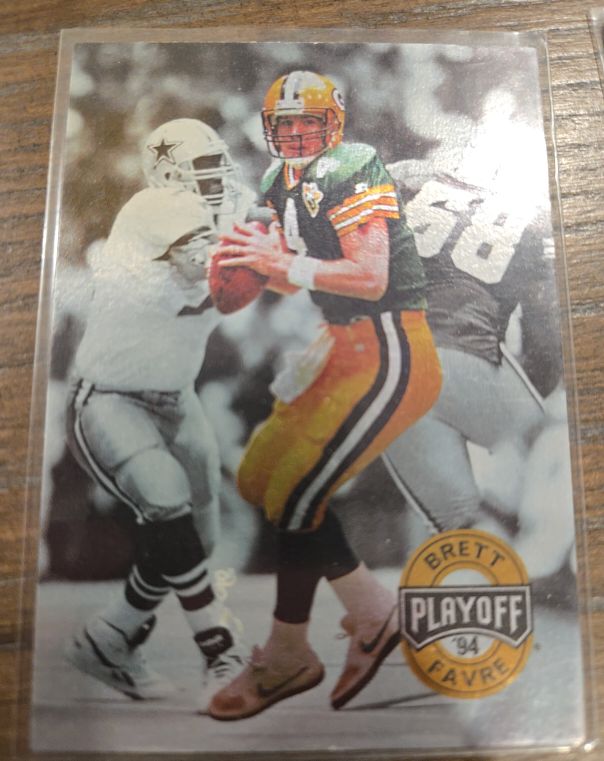 1994 Playoff #30 Brett Favre Green Bay Packers — front